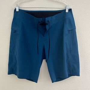 lululemon Like New Current State Short Size 32